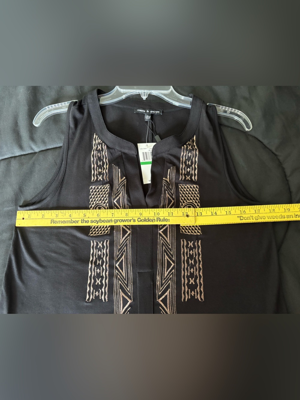 NWT Cable & Gauge Black Aztec Embroidered Split Neck Tank Top - Size L - Picture 7 of 8